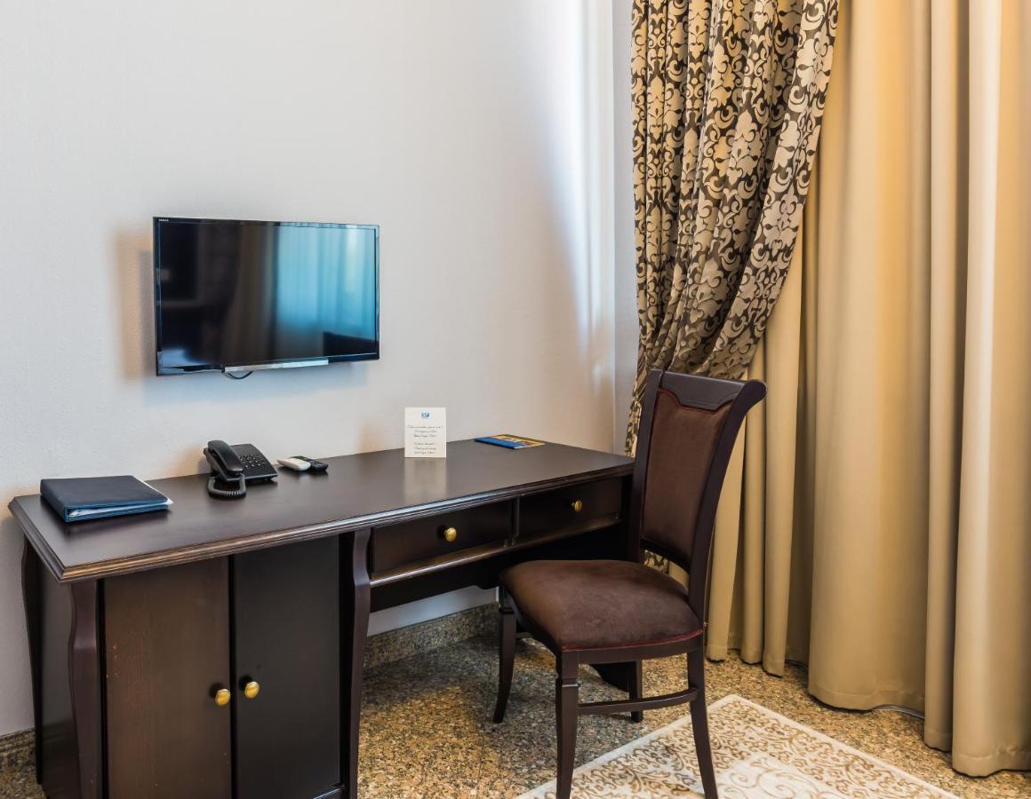Royal Petrol Hotel Taldykorgan Luaran gambar